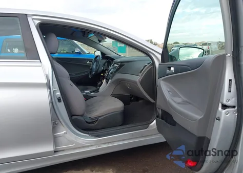 2013 Hyundai Sonata Gls z USA, uszkodzony, nr VIN 5NPEB4AC7DH790566